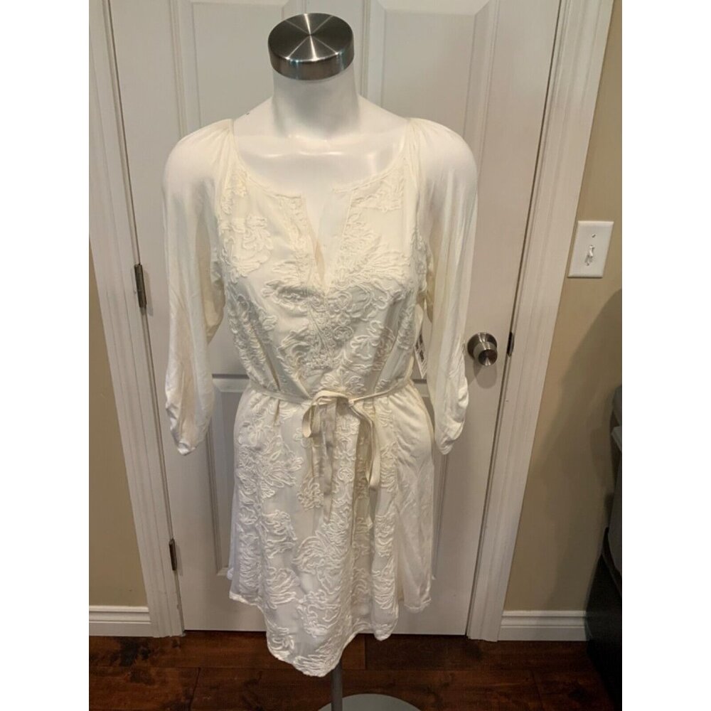 Tiny White Floral Embroidered Mini Dress Size XS